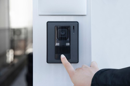Pros and Cons of Intercom System For Your Home