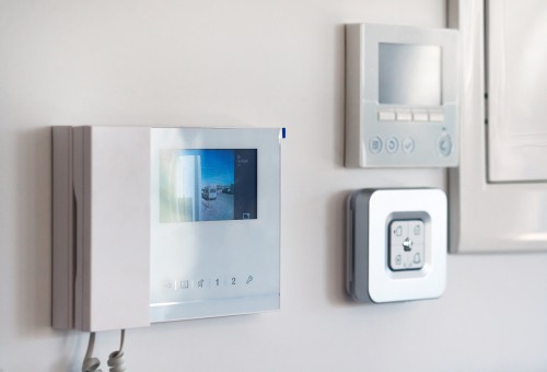 Different Types of Intercom Systems for Home and Business